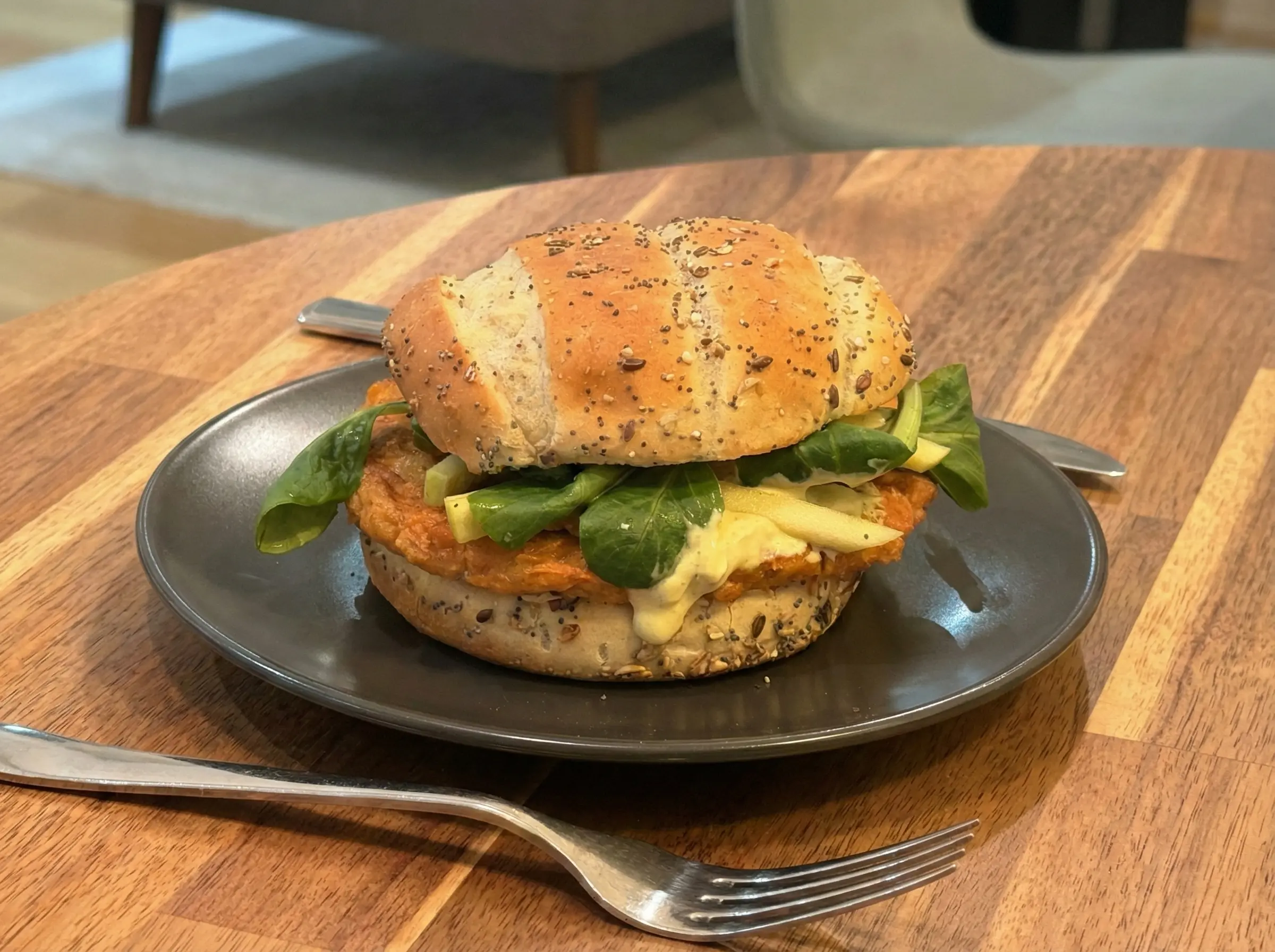 Burger végétarien aux carottes et pois chiches